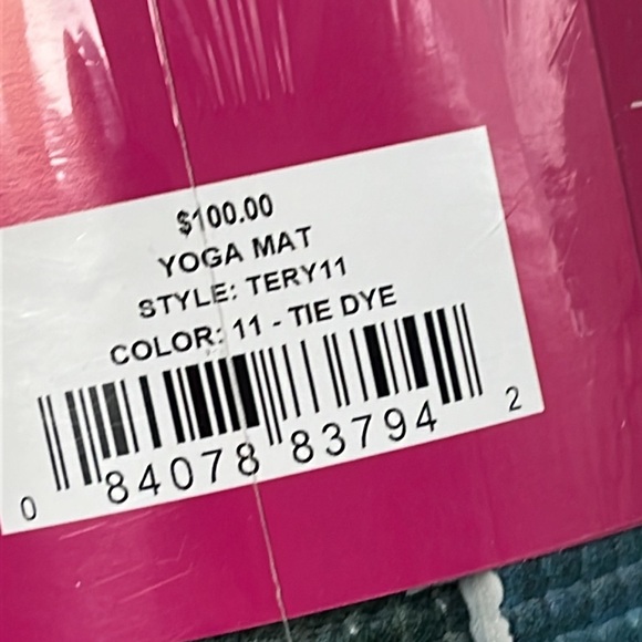 NWT Terez Yoga Mat TERY11 11 Tie Dye - Picture 5 of 5